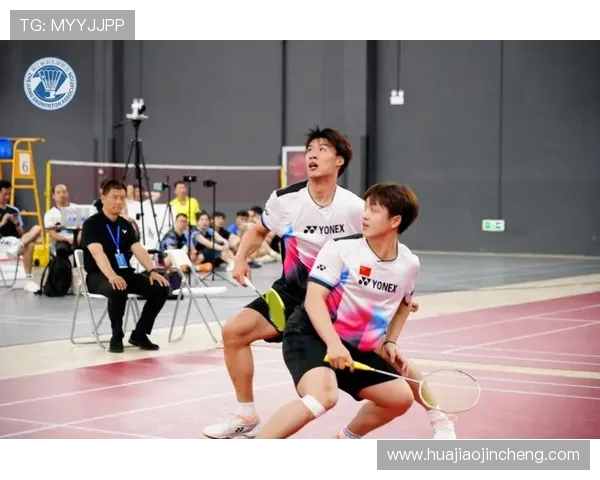 羽毛球灵活性大比拼杭州羽毛球队荣登第六名引关注